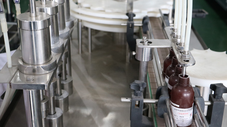 производња 5 галона машина за пуњење врућим воском машина за пуњење врећицом воде за пуњење машина за бртвљење